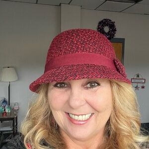 Meet your Posher, Earlene